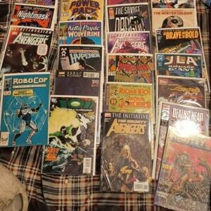 DC Comics Collection - Vibrant Covers